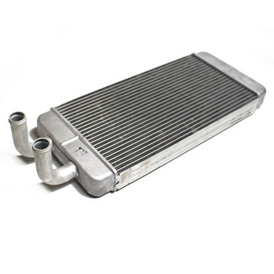 8102-00977 Radiador de aluminio Tanque de agua para refrigeración de autobuses Higer