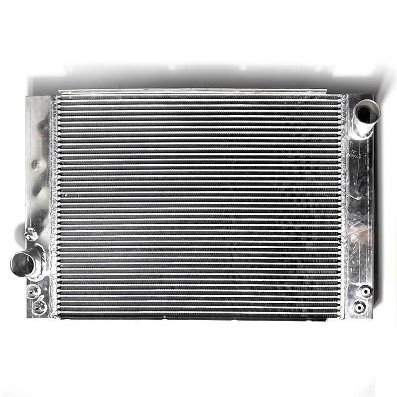 Radiador de refrigeración del motor de autobús de rendimiento óptimo para Higer KLQ6606 2015-2016